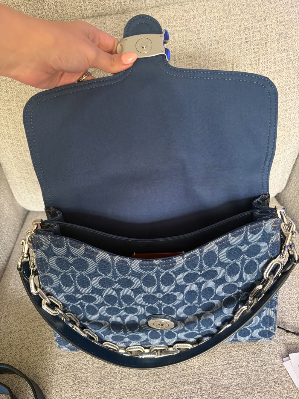 Coach Chain Tabby 30 in Signature Denim - Picture 4 of 7